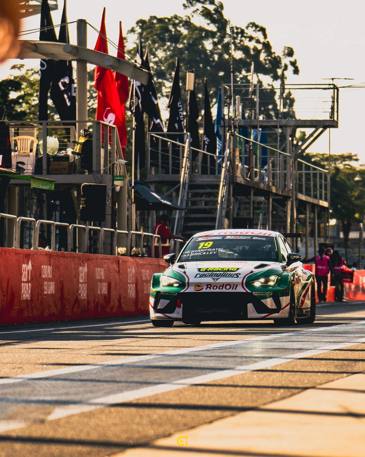 TCR SOUTH AMERICA — 25